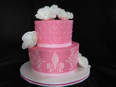 Pink stencil cake - Cake by Lchris