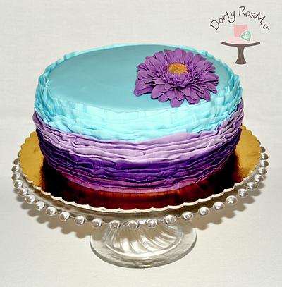 Ruffle and Gerbera Cake - Cake by Martina