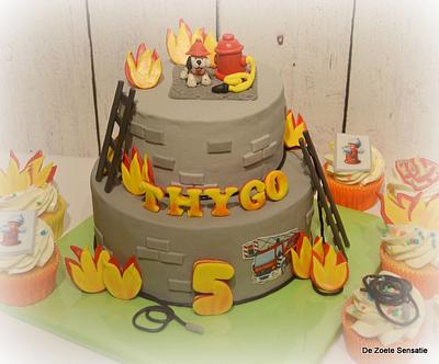 Fire Cake for Thygo - Cake by claudia