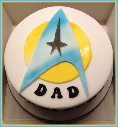 Star Trek - Cake by Cheryll