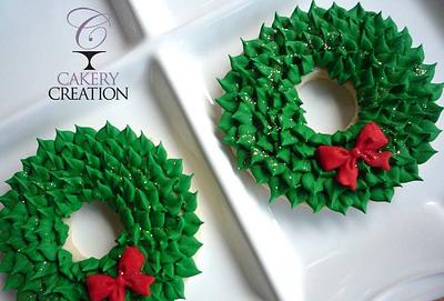 Wreath Cookies - Cake by Cakery Creation Liz Huber