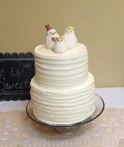 Textured buttercream with bird family - Cake by Lolo 