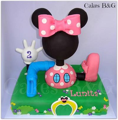 Minnie mouse clubhouse cake - Cake by Laura Barajas 