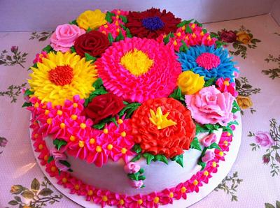 bouquet of flowers - Cake by Christie's Custom Creations(CCC)