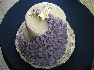 A violet wedding cake - Cake by Todor Todorov