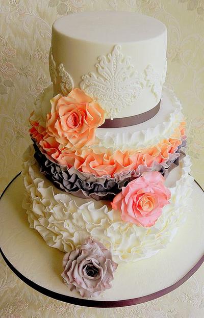 Ruffle Cake  - Cake by onceuponatimecakes