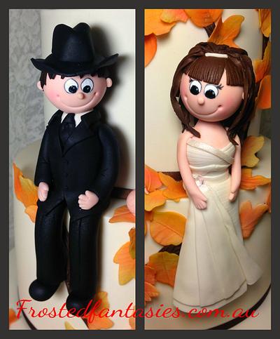 Fondant Bride and Groom Figurines - Cake by Rachel