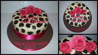 Red Rose & Leopard Print - Cake by NADINESCAKES2012