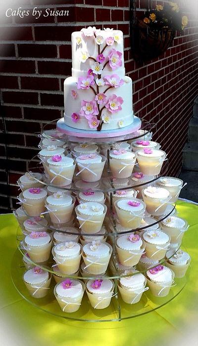 Pink flower wedding cupcakes - Cake by Skmaestas