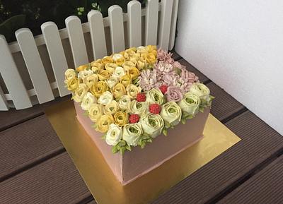 Square blossom style Korean buttercream flower cake - Cake by R.W. Cakes