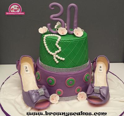 MK Shoe cake - Cake by Browny's Cakes