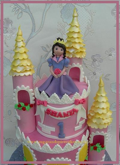 Castle cake  - Cake by Mel_SugarandSpiceCakes