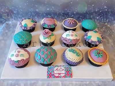 Mothers day cupcakes by Arty cakes  - Cake by Arty cakes