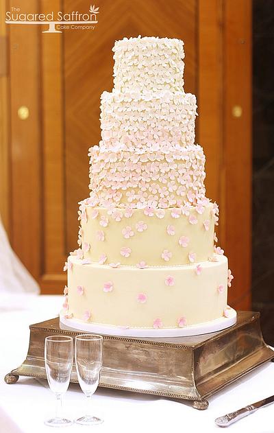 Ombre Hydrangea  - Cake by SugaredSaffron