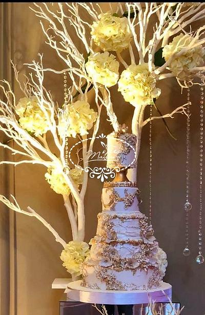 Floral wedding cake - Cake by Fées Maison (AHMADI)