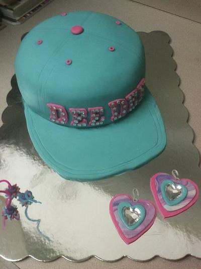 "Dee Dee" hat cake - Cake by Shylonda Waters