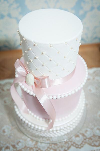 Maria Antoinette wedding cake - Cake by Tatiana Diaz - Posh Tea Time