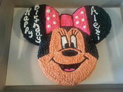 Minnie Mouse cake - Cake by Jenn Wagner 