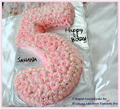 5 shaped cake - Cake by Divya iyer