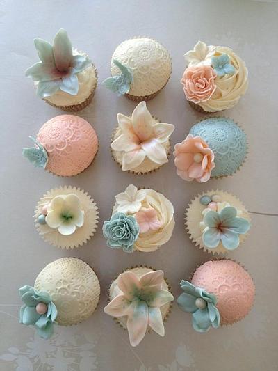 Summery Cupcakes - Cake by CakeyBakey Boutique