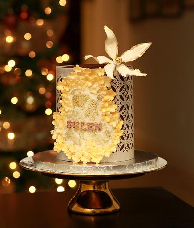 Touch of Gold - Cake by Ann