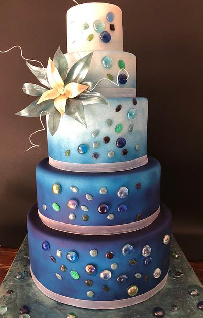BLU  - Cake by mariella