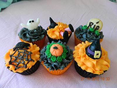 halloween cupcakes - Cake by chris