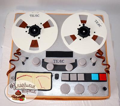 магнитофон  - Cake by Влада 