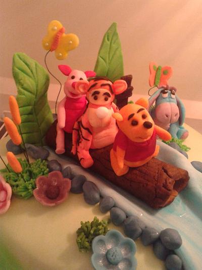 Winnie - Cake by Nikoletta Giourga