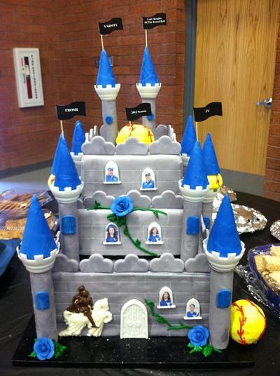 Castle Cake - Cake by KimsCakesEtc