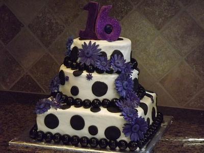 Sweet 16 - Purple Daisies - Cake by Diane