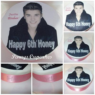 bieber fever - Cake by pennyscupcakes