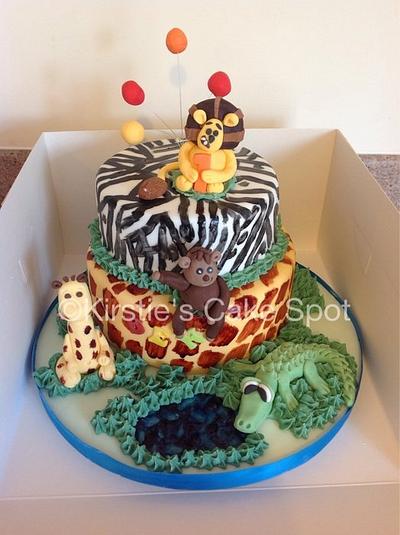 Jungle themed 1st birthday!  - Cake by Kirstie77