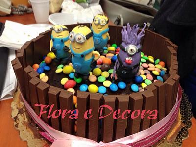 Minions - Cake by Flora e Decora