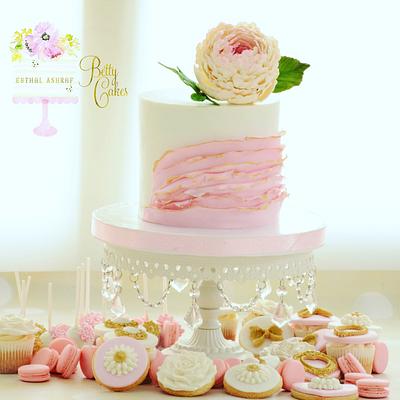 Engagement Cake  - Cake by BettyCakesEbthal 