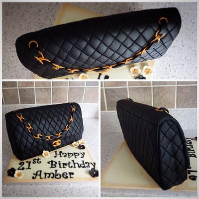 Chanel Bag - Cake by Cushty cakes 