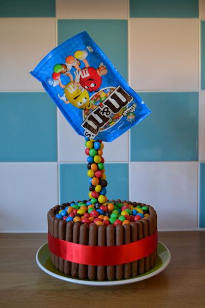 Anti-gravity M&M cake - Cake by Laura Galloway 