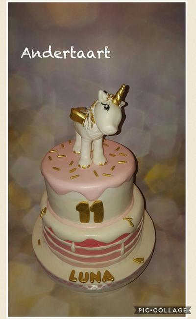 Unicorn cake - Cake by Anneke van Dam