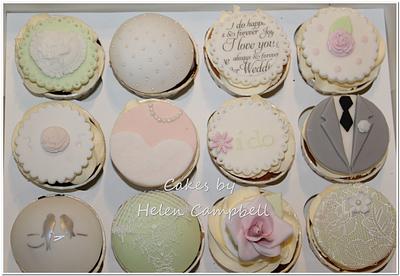 Wedding cupcakes - Cake by Helen Campbell