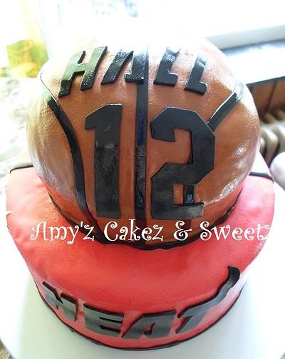 Chicago Bulls/Miami Heat basketball cake - Cake by Amy'z Cakez & Sweetz