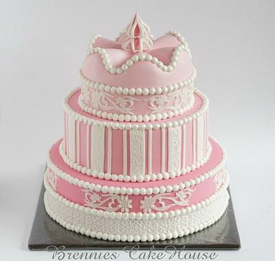 pink chique - Cake by Brenda Bakker