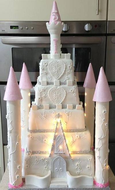 5 tier castle with lights  - Cake by pat & emma