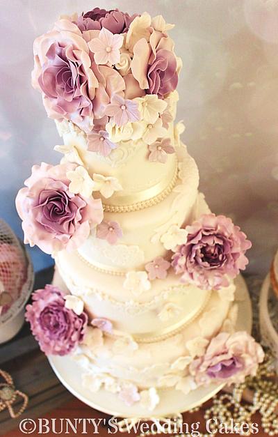 Lilac Lace - Cake by Bunty's Wedding Cakes