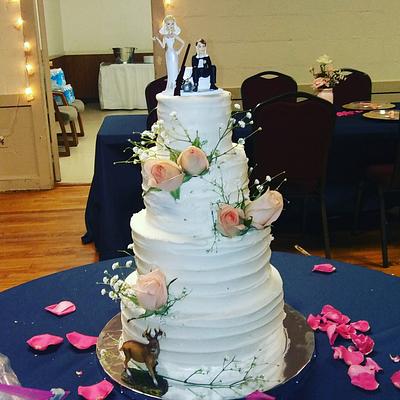 Country Chic Wedding Cake - Cake by Tiffany DuMoulin