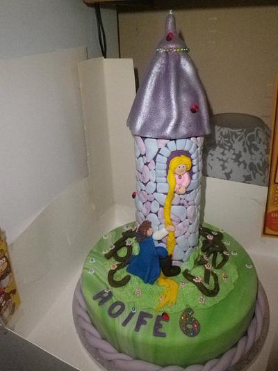 rapunzel - Cake by Sugar Wish Cakes