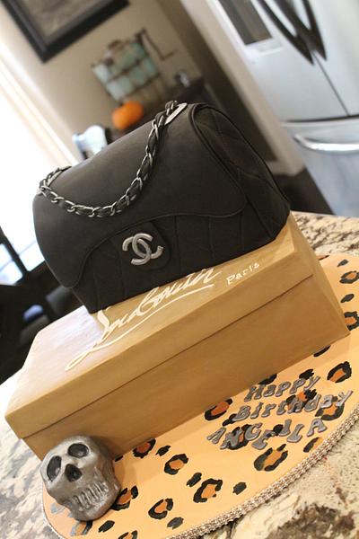 Chanel & Louis Vuitton Cookies Inspired By: Belicia's - CakesDecor