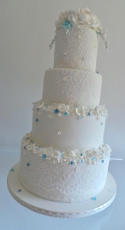 Forget me knot  - Cake by TiersandTiaras