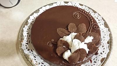 chocolate cake with white flowers - Cake by mypatisserie