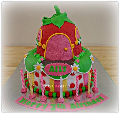 Strawberry Short Cake - Cake by Yusy Sriwindawati
