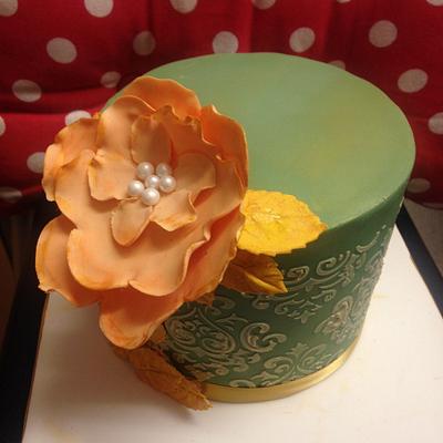 Green damask cake - Cake by Shollybakes